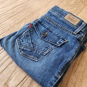 Levi's Perfect Waist Bootcut 525 Jeans Size 6